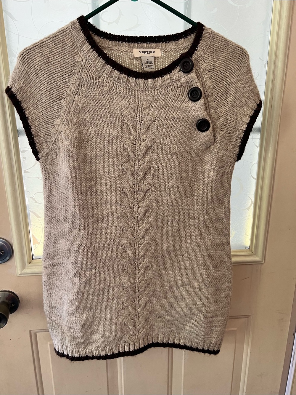 Vertigo Paris oatmeal and brown alpaca blend capped sleeve sweater in M.